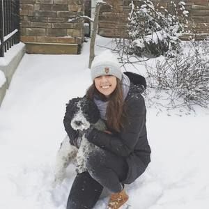 Meet your Posher, Laura